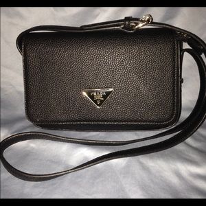 Black purse
